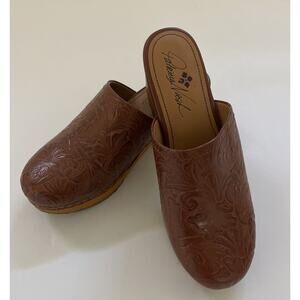 Patricia Nash Shoes Women’s Leather Tooled Clogs Size 7 Cowgirlcore‎
